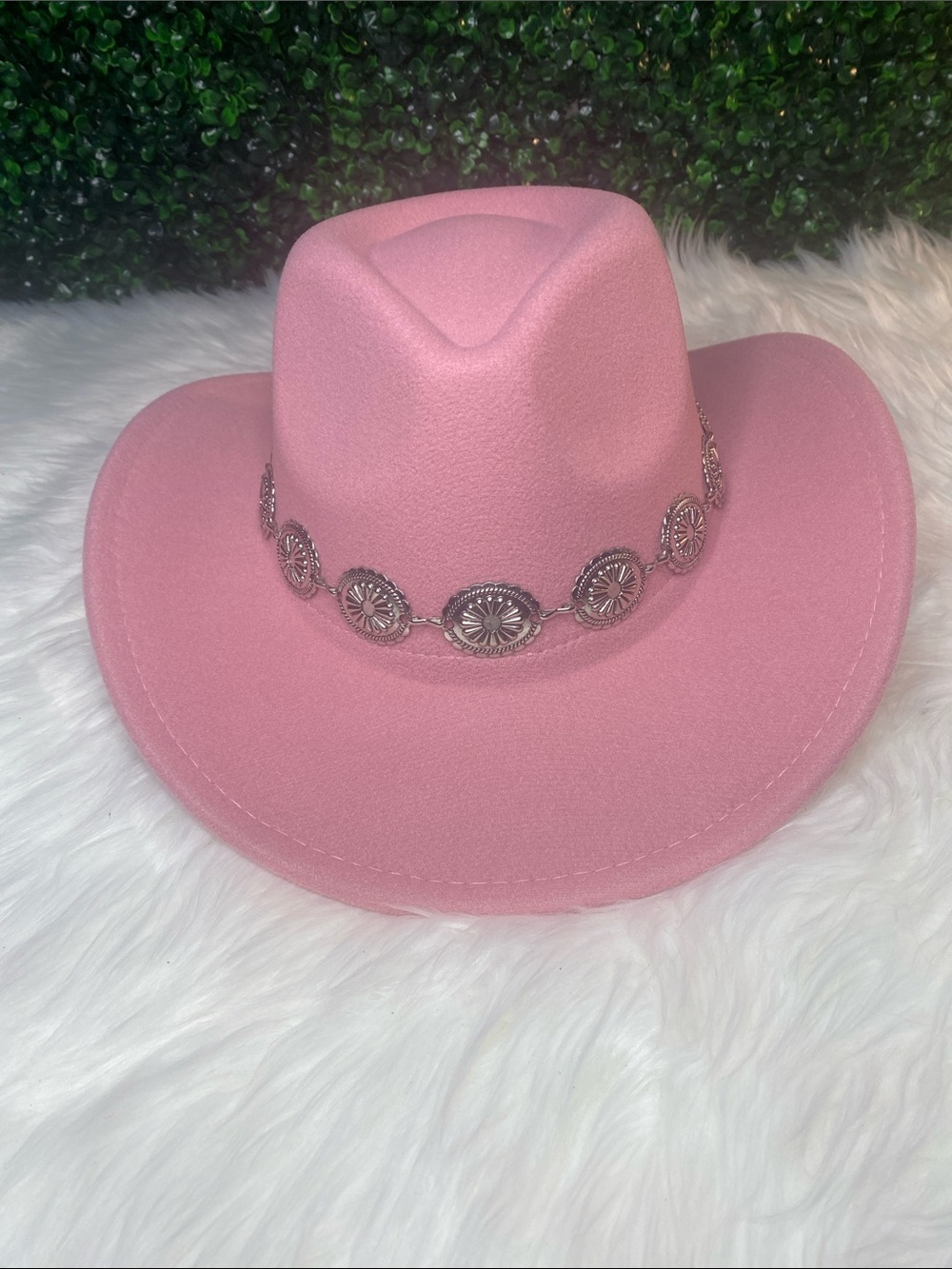 Women’s Pink Felt Like Cowboy Hat with Silver Toned Concho Band